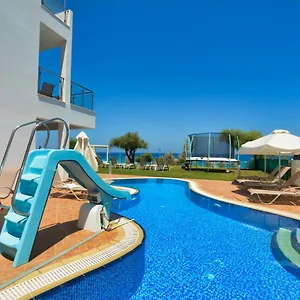 https://seafront-protaras-villas.protaras-cy-hotels.com