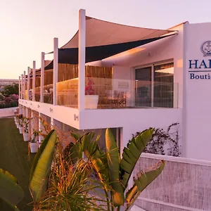 Blue Harbour Boutique Apartahotel