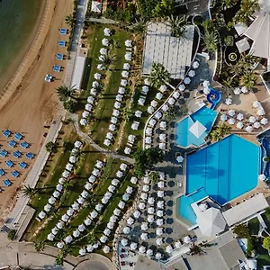 Golden Coast אתר נופש פרוטאראס