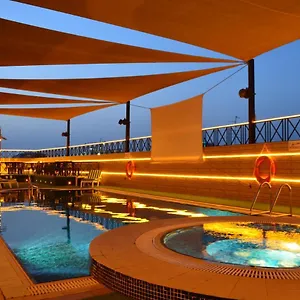 Golden Tulip Deira 4* Dubái