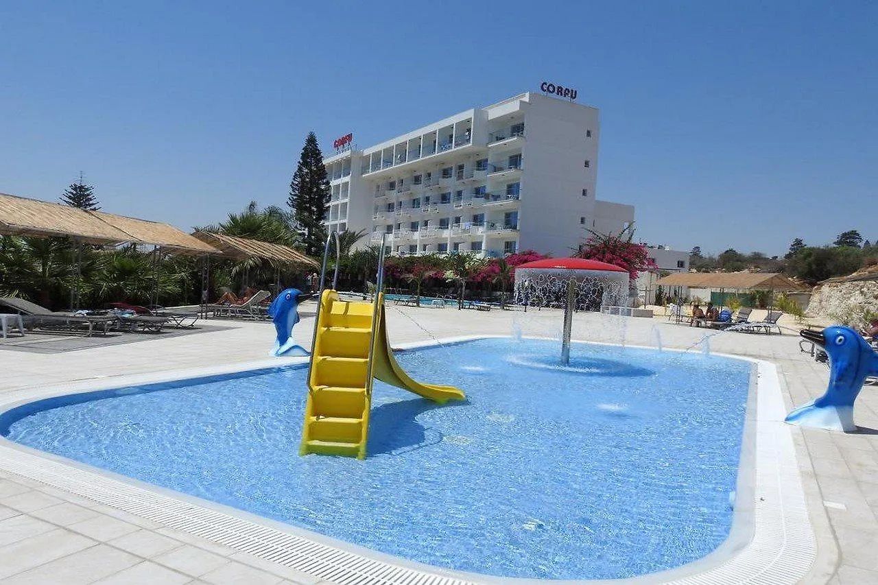 Corfu Hotel Ayia Napa 4*,  Chipre